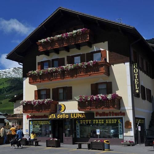 Hotel Baita Della Luna Livigno Exterior foto